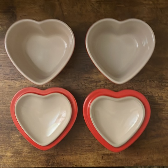 Le Creuset Heart Ramekin with Lid - Set of 2 - Picture 5 of 11